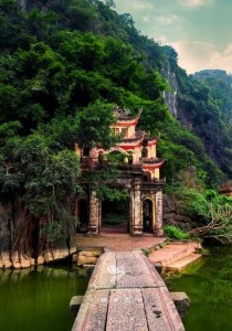 Escaladez la pagode Bich Dong à Tam Coc